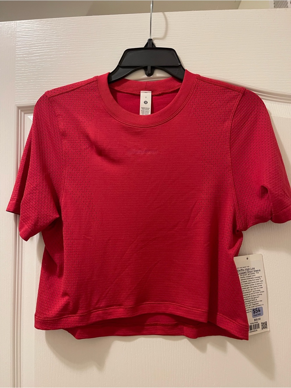 lululemon athletica Swiftly High Low Cropped Short Sleeve tee